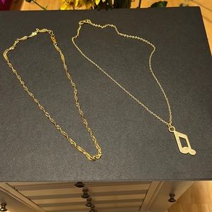 2 gold colored necklaces